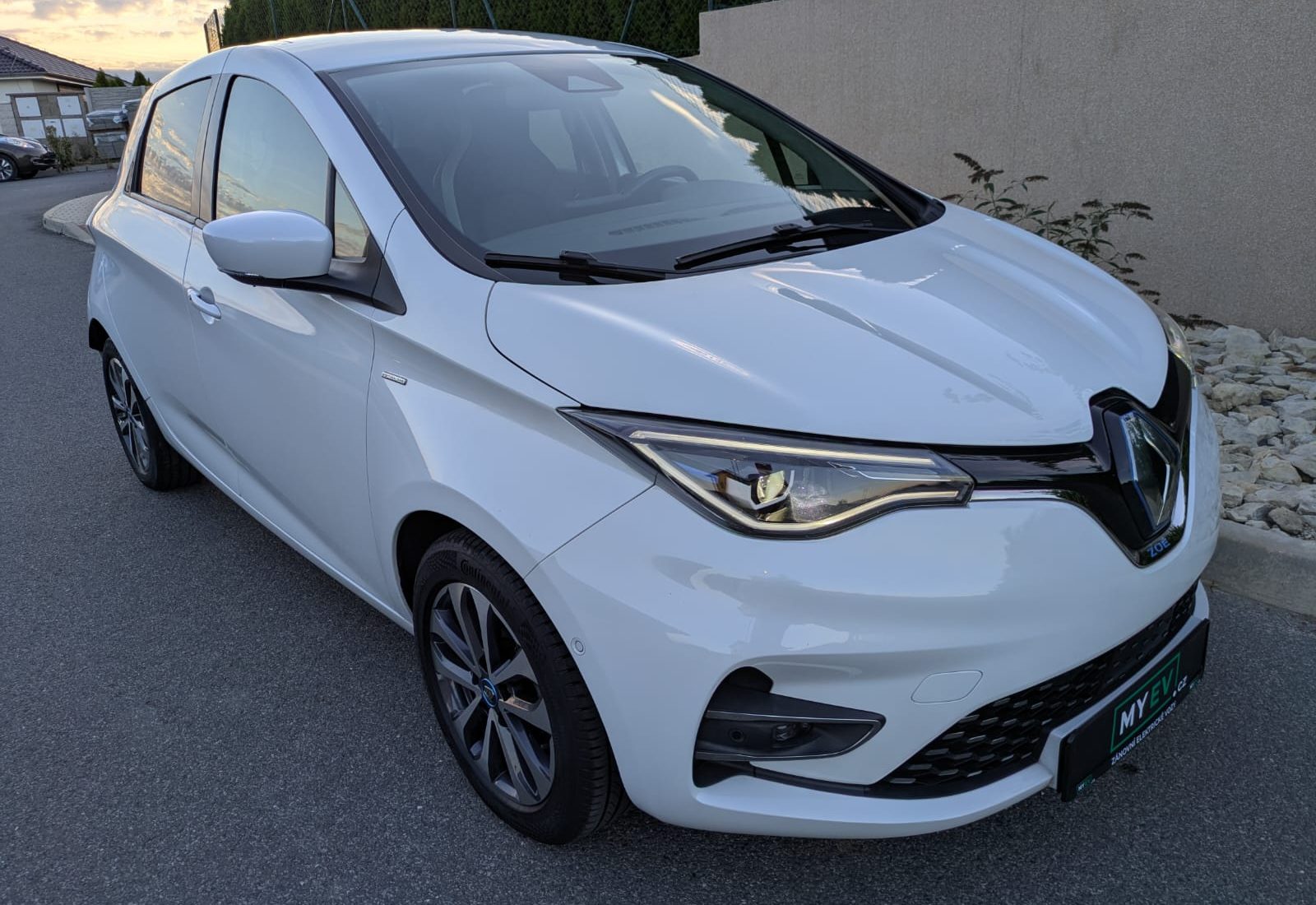 Renault ZOE R135, 52kWh – fotografie 1 z 14
